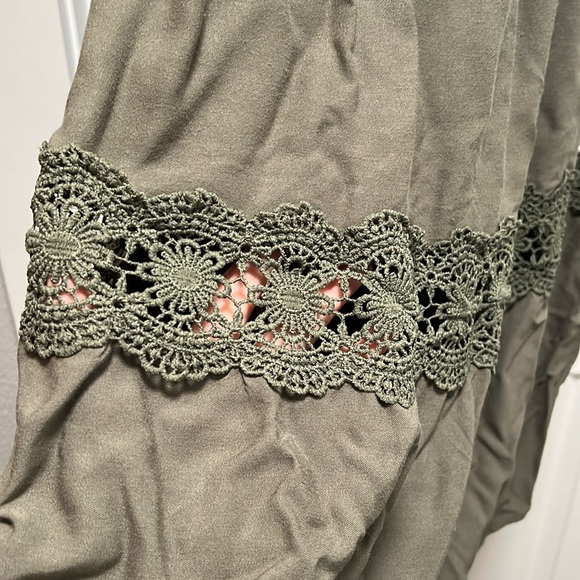 ZESICA Women Casual Crew Neck Flutter Sleeve Smocked High size small army green - Picture 4 of 9